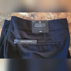 Worthington Modern Fit Ankle Pants – Women’s Size 18S (Petite) – Black – NWT